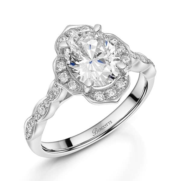 Piper Natural Oval Diamond Vintage Ring