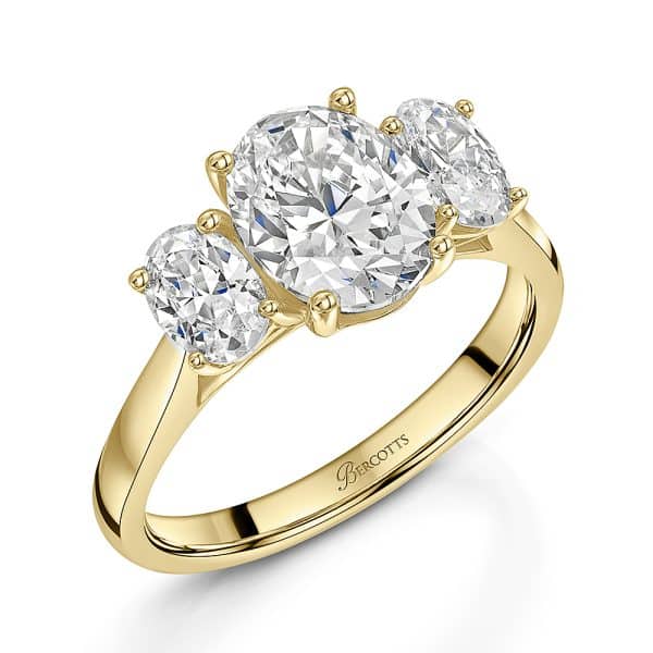 Roma Natural Oval Diamond Trilogy Ring