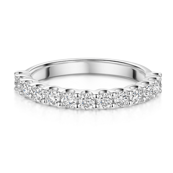 Zara scalloped claws brilliant cut wedding ring